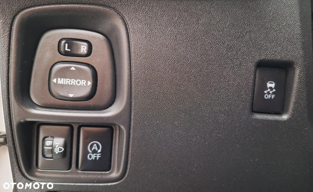 Toyota Aygo x-play - 19