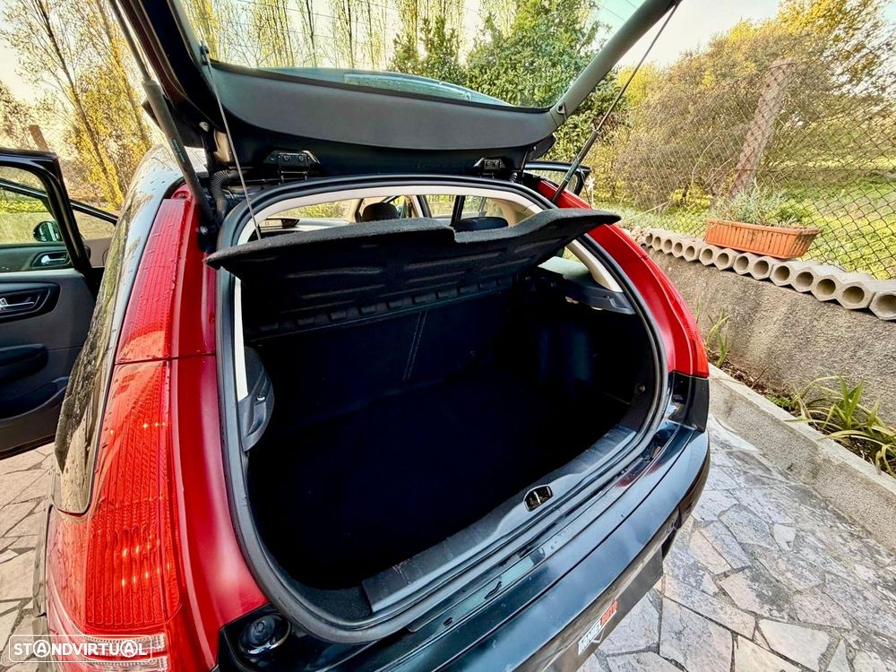 Citroën C4 1.4 16V SX RFM - 8