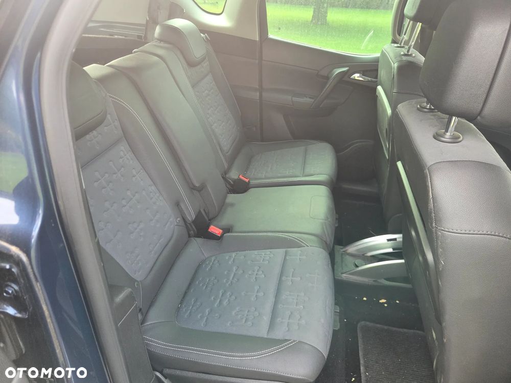 Opel Meriva - 9