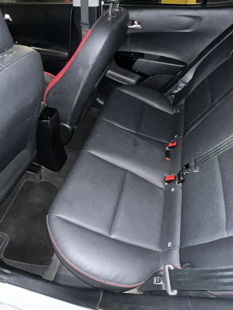 Kia Picanto 1.2 GT Line - 12