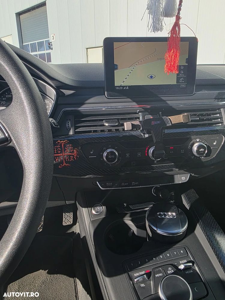 Audi A4 Avant 2.0 TDI S tronic - 4