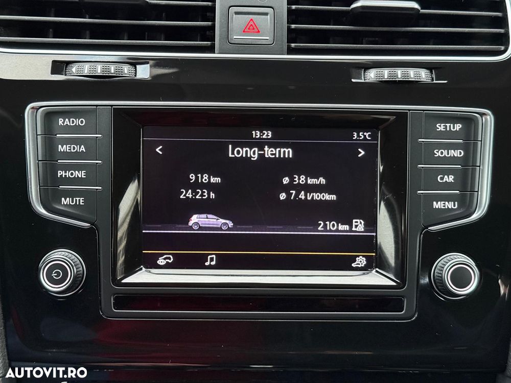 Volkswagen Golf 1.4 TSI BlueMotion Technology DSG Highline - 39