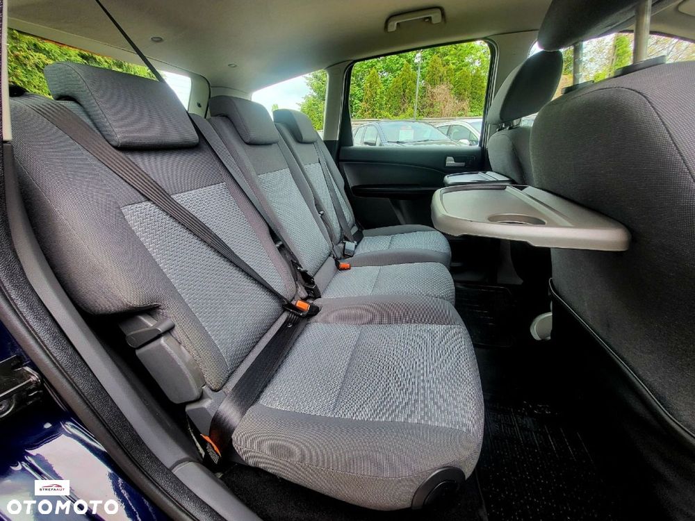 Ford Focus C-Max - 8