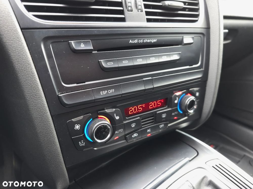 Audi S4 Avant S tronic - 17