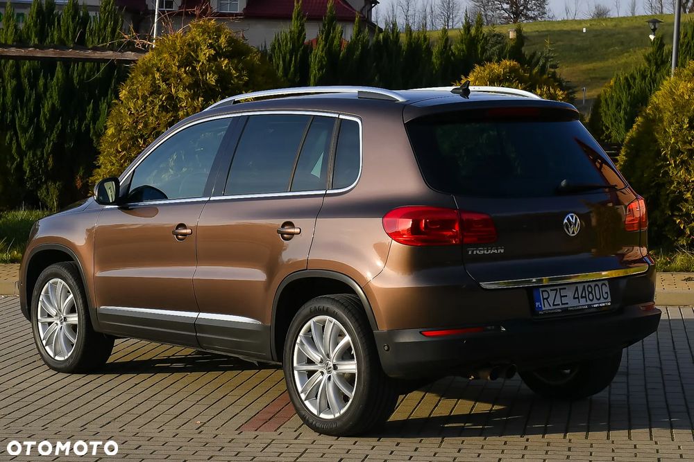 Volkswagen Tiguan 2.0 TDI 4Mot Sport&Style DSG - 6