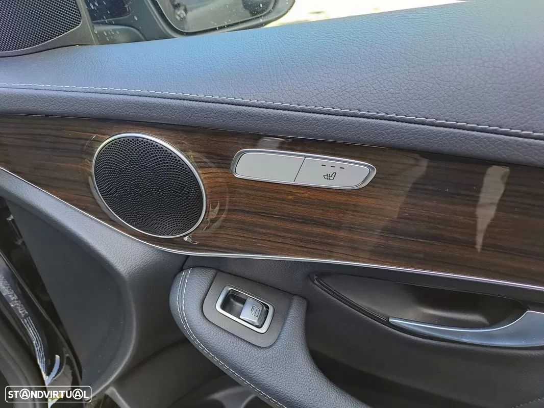 Mercedes-Benz GLC 300 de 4Matic - 25