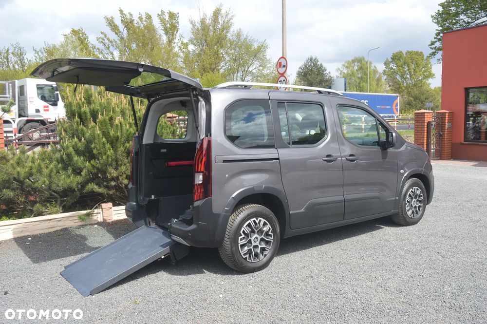 Toyota Proace City - 18