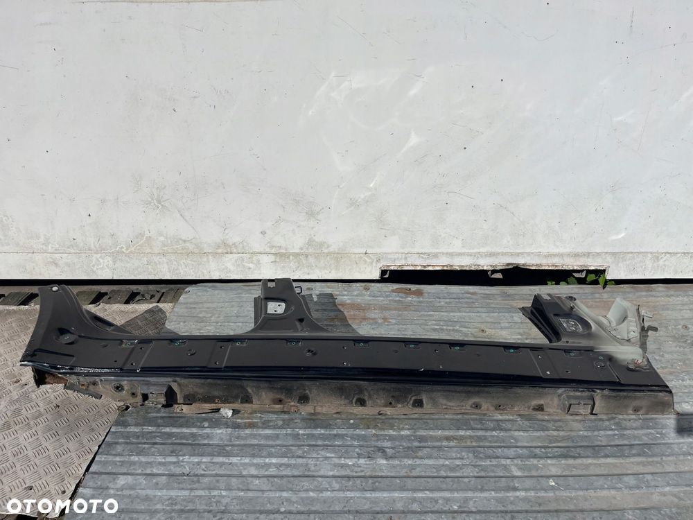Prog prawy cwiartka poszycie prawe 668/9 668 SCHWARZ czarny BMW X3 E83 ORG - 4