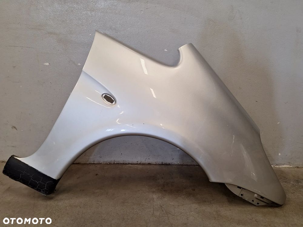 BŁOTNIK PRAWY PRZÓD CITROEN XSARA PICASSO LAK:EZRC NR132 - 1