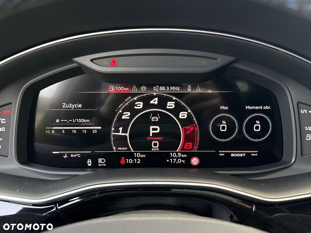 Audi RS Q8 - 15