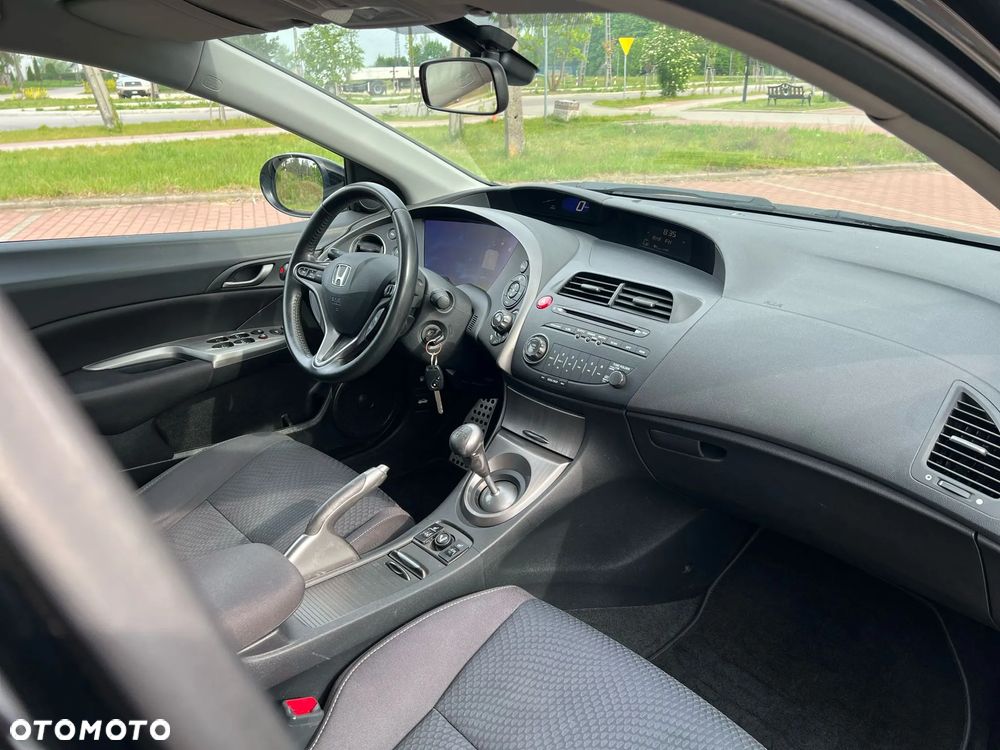 Honda Civic 1.8i-VTEC Executive - 9