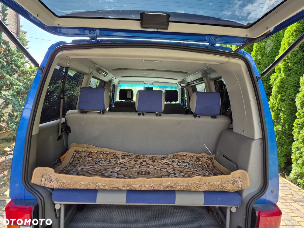 Volkswagen Multivan Standard - 3