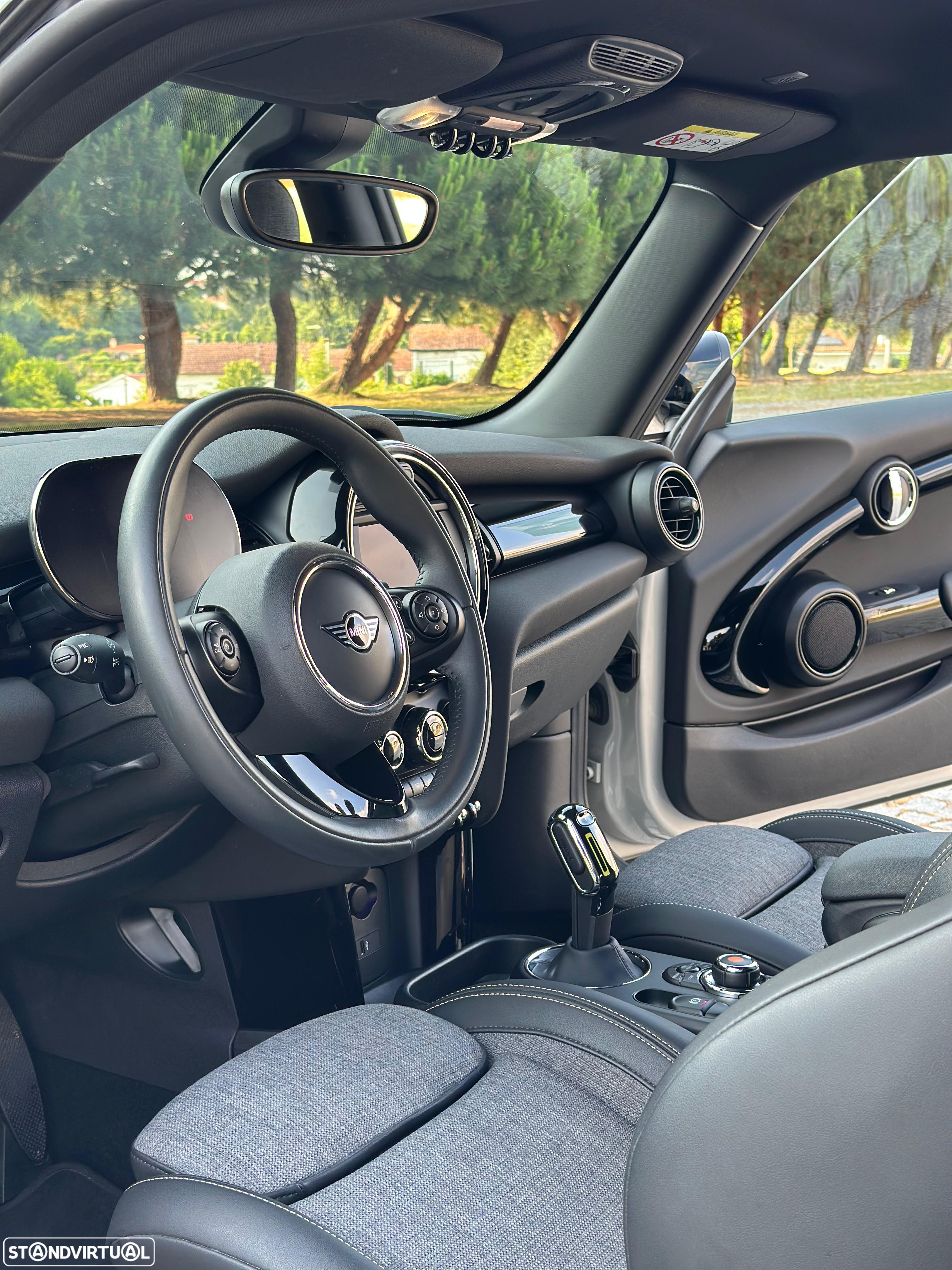 MINI 3 Portas Cooper SE - 8