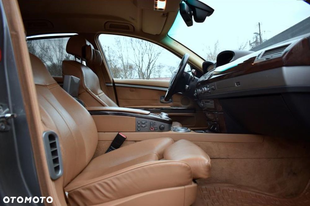BMW Seria 7 - 9