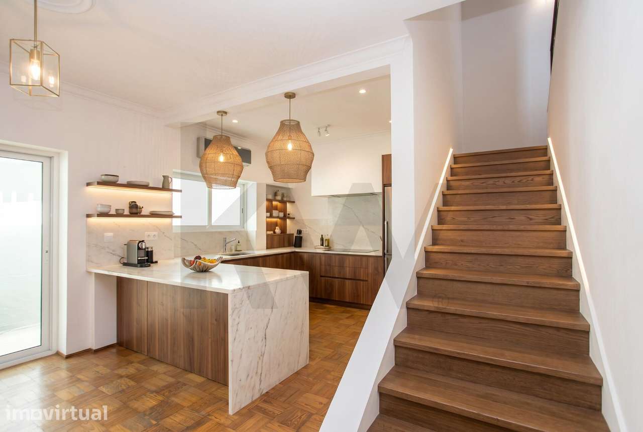 Moradia T6 com Piscina, Anexos e Garagem | Elegância Rústica com Confo - Grande imagem: 4/31