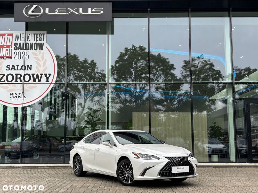 Lexus ES 300h Business Edition - 1