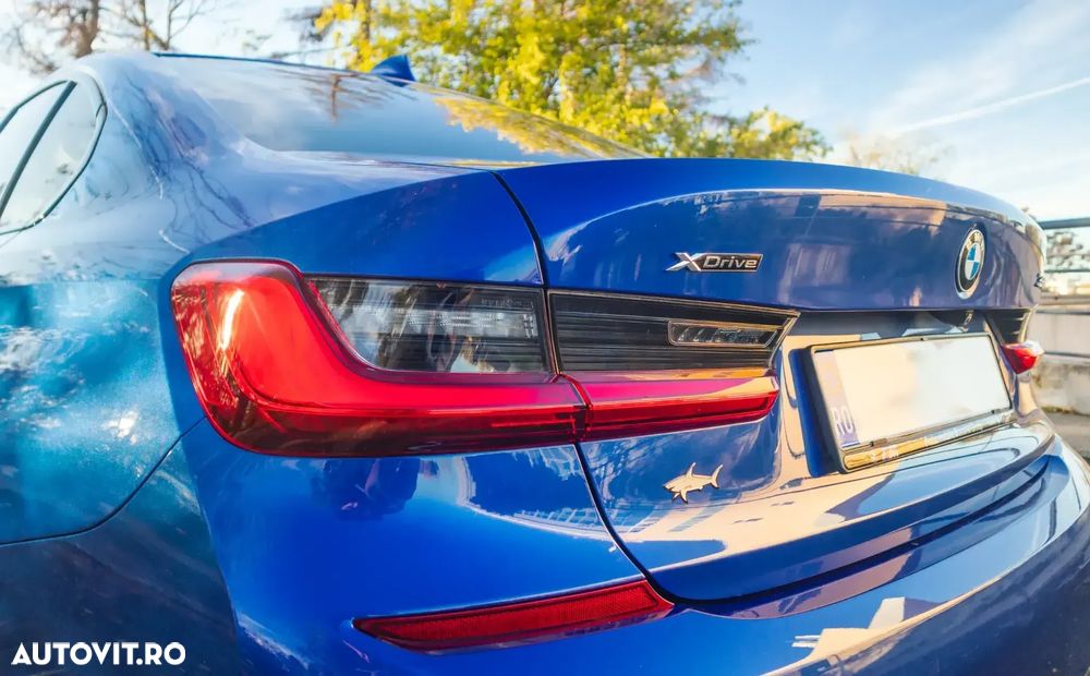 BMW Seria 3 330d xDrive AT MHEV - 2