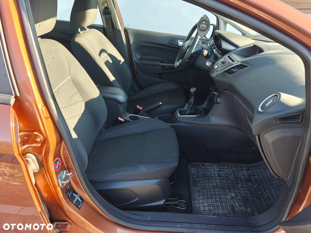 Ford Fiesta 1.4 Gold X EU5 - 12