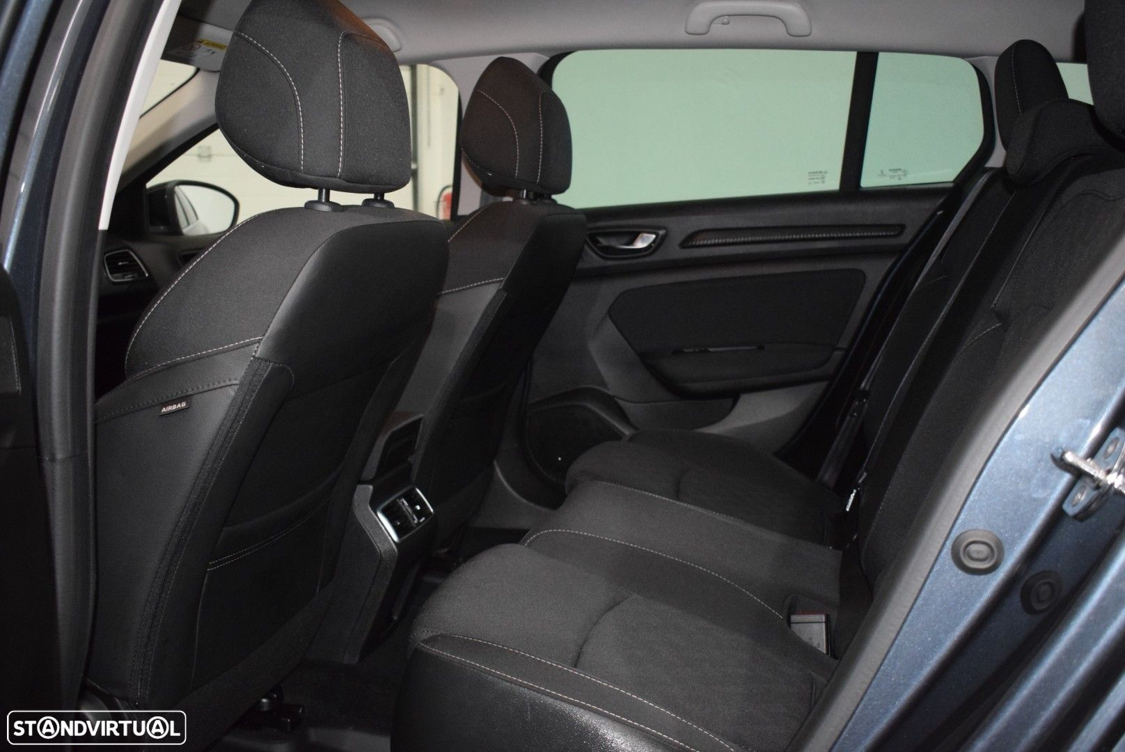 Renault Mégane 1.5 Blue dCi Limited - 40
