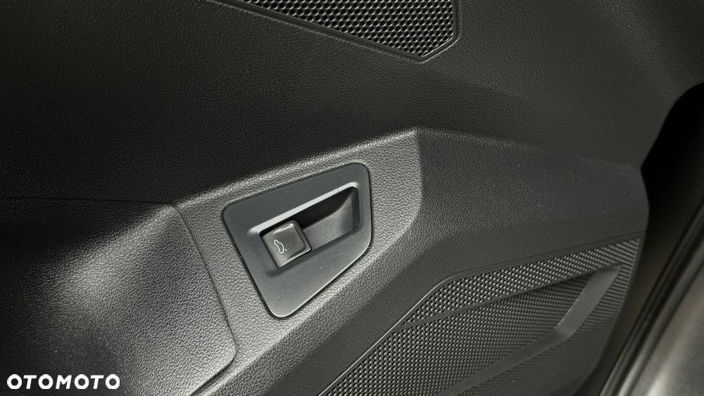 Volkswagen Touareg - 14