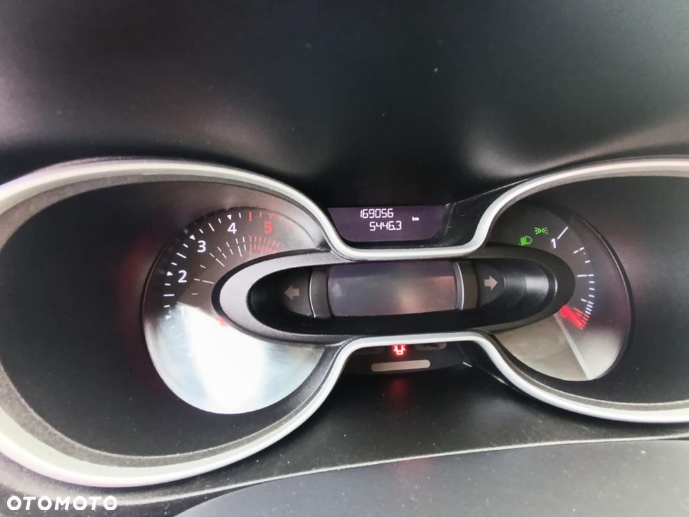 Renault Trafic - 13