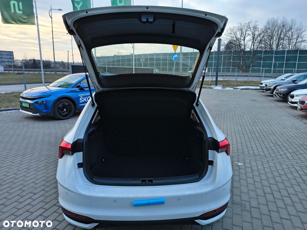 Skoda Scala 1.0 TSI Selection DSG - 11