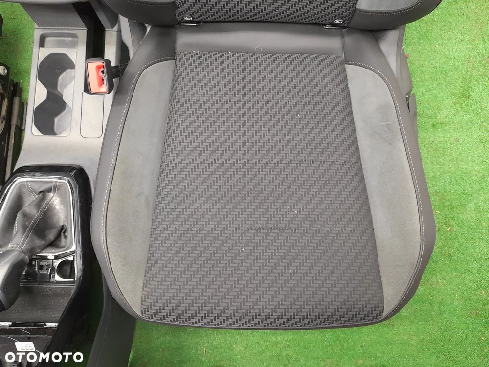 VW T-CROSS 20R R-LINE TAPICERKA SKORA FOTELE FOTEL BOCZEK - 5