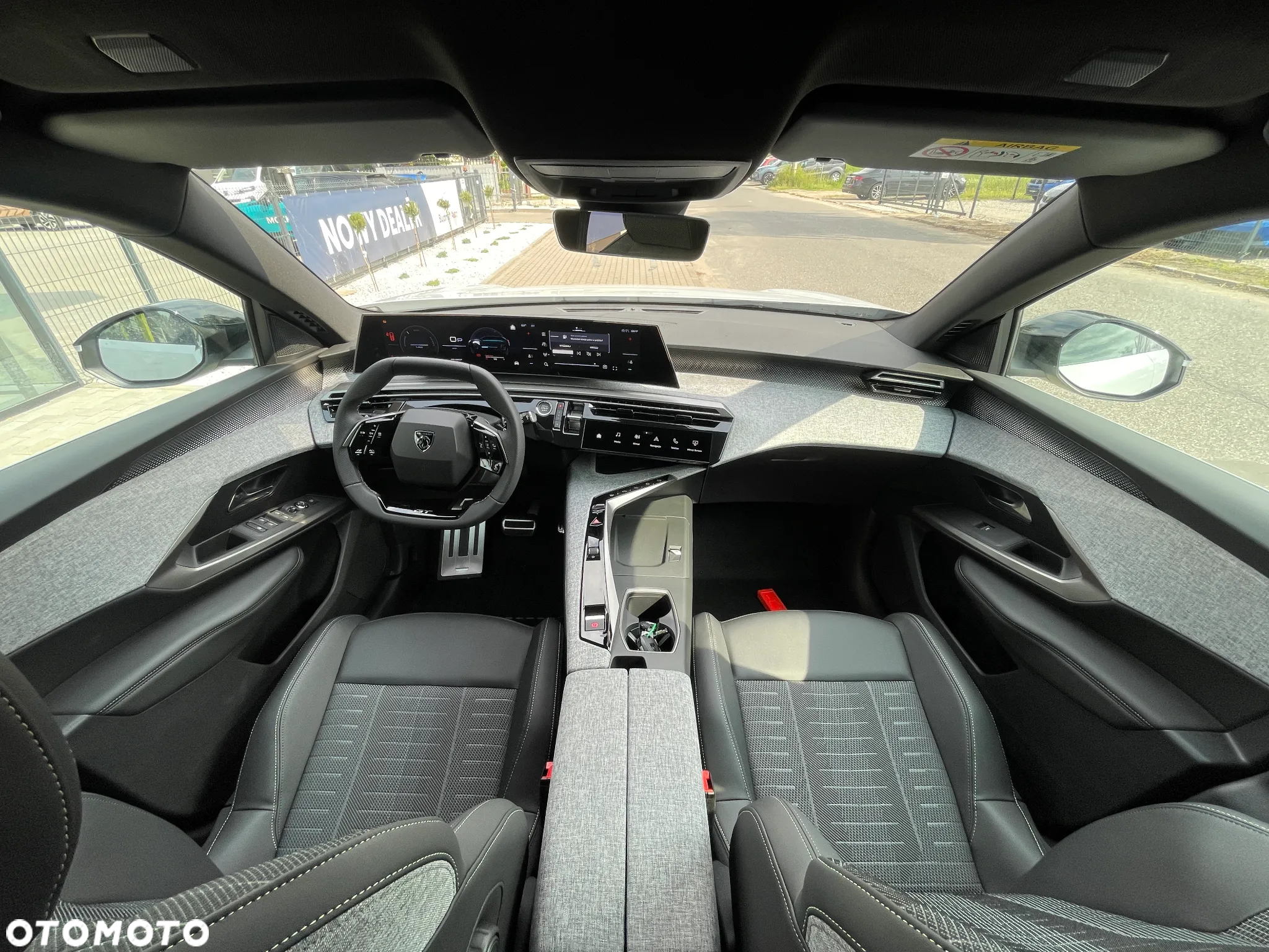 Peugeot 5008 1.2 PureTech mHEV GT S&S e-DCS6 - 31