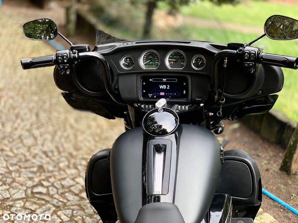 Harley-Davidson Touring Street Glide - 4