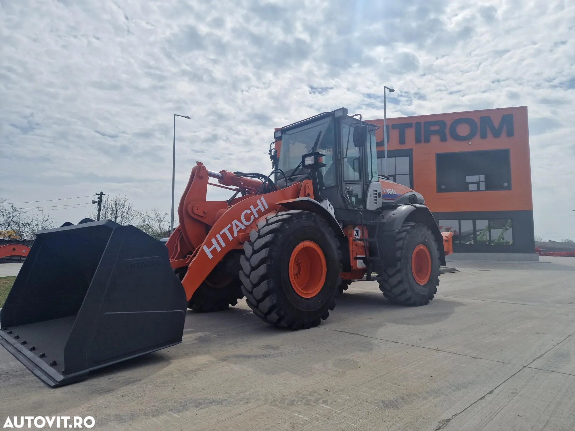 Hitachi ZW150-6, 1.090 ore, CUPA 2,5m, anv MICHELIN L5, Cupla rapida, Joystick, posibilitate leasing 4 ani, CA NOU, PROMOTIE 99.900 EUR+Tva - 8