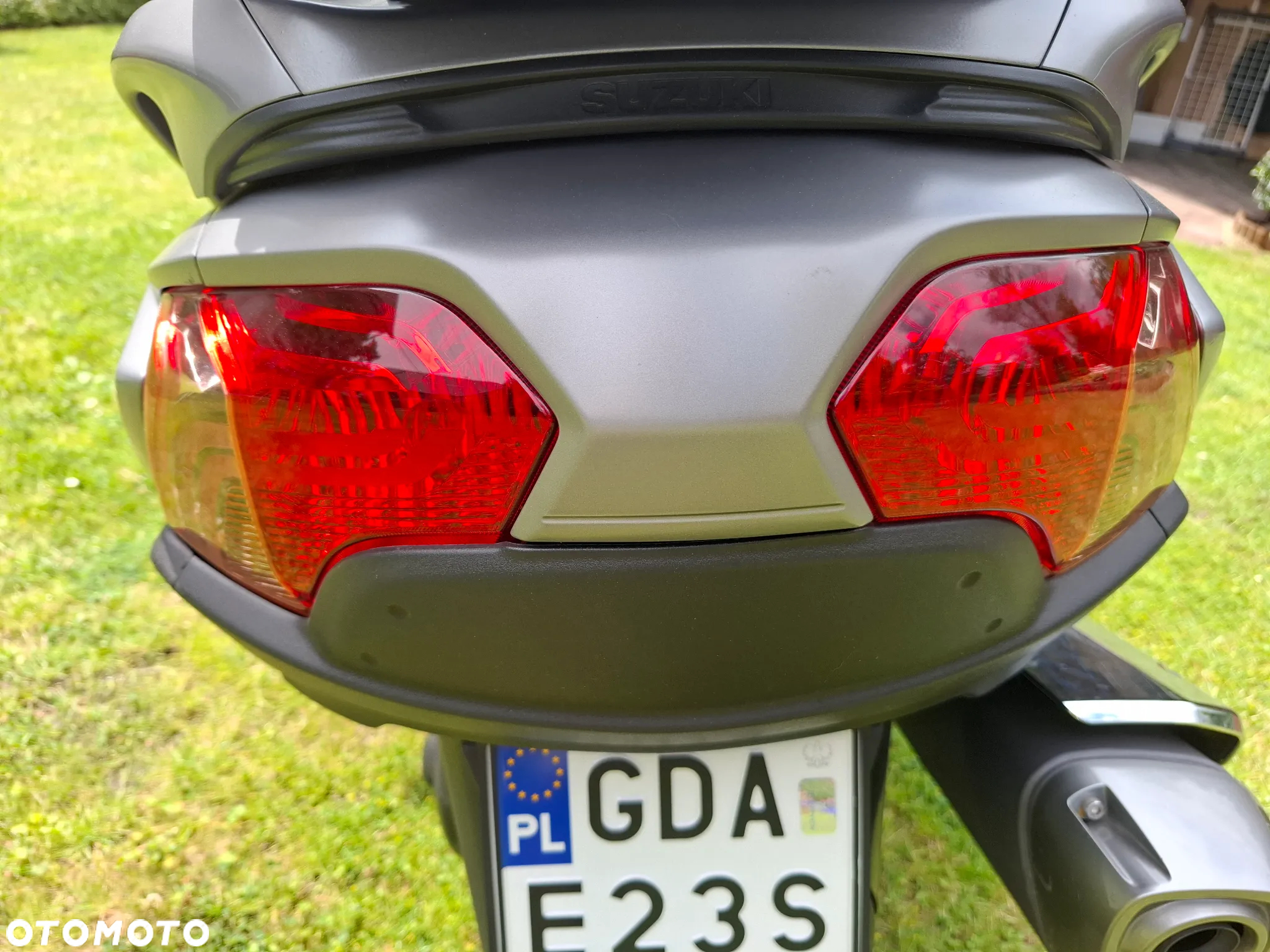 Suzuki Burgman - 21