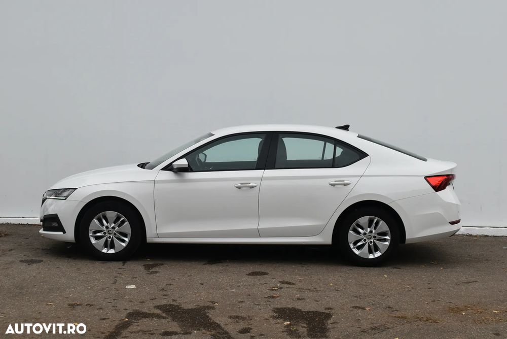 Skoda Octavia 2.0 TDI DSG Ambition - 13