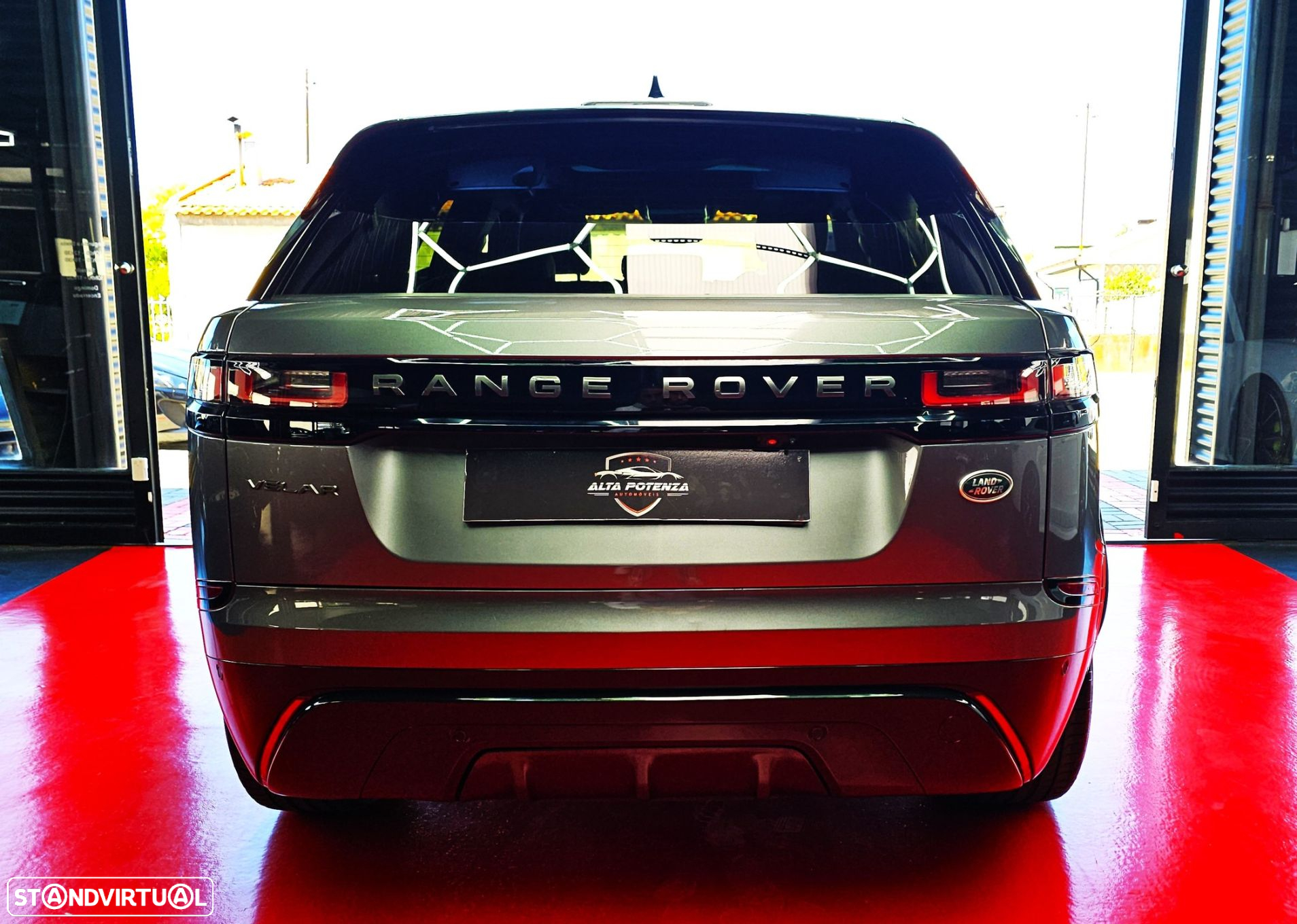 Land Rover Range Rover Velar 2.0 D R-Dynamic S - 7