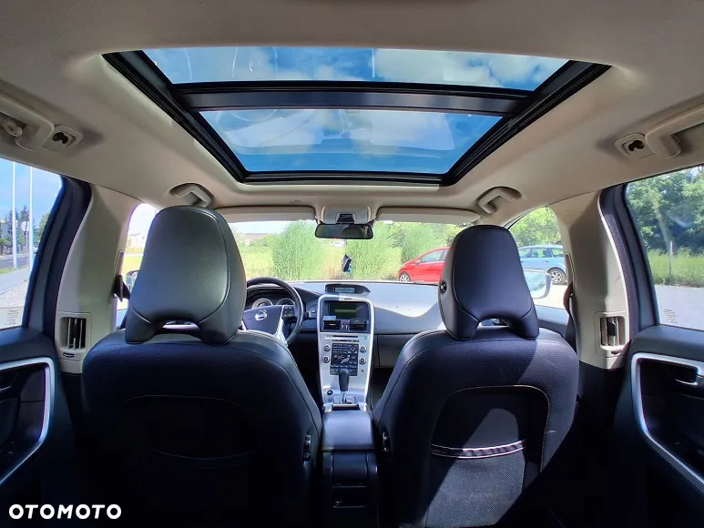 Volvo XC 60 D5 AWD Summum - 17