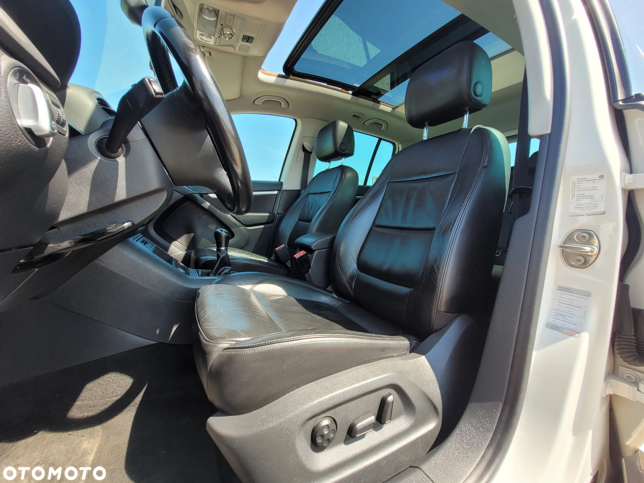 Volkswagen Tiguan 2.0 TDI DPF BlueMotion Technology Exclusive - 6
