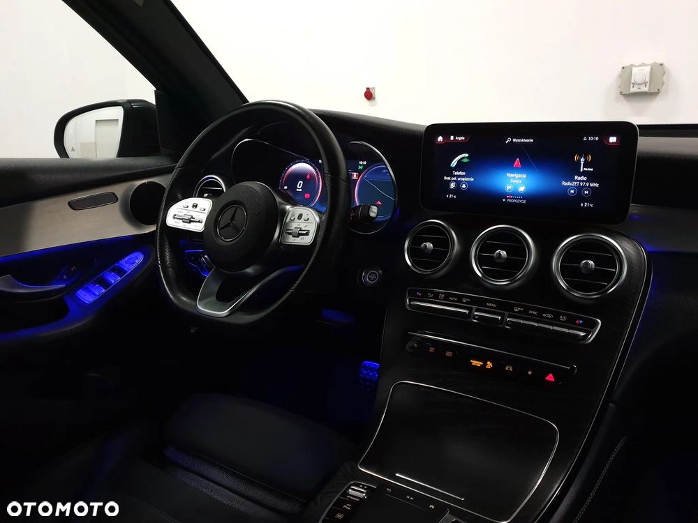 Mercedes-Benz GLC 300 d 4Matic 9G-TRONIC AMG Line Plus - 11
