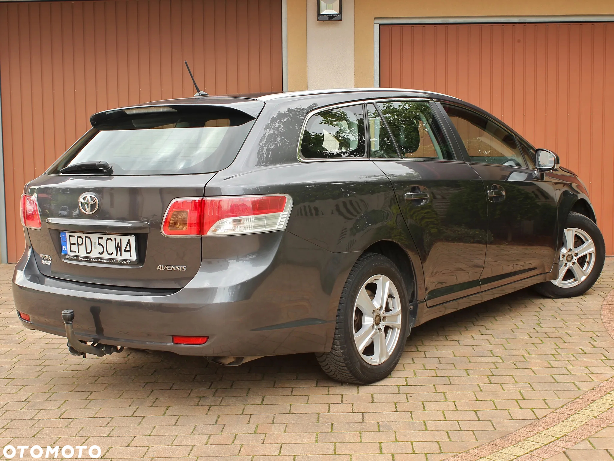 Toyota Avensis 1.8 Premium MS - 4