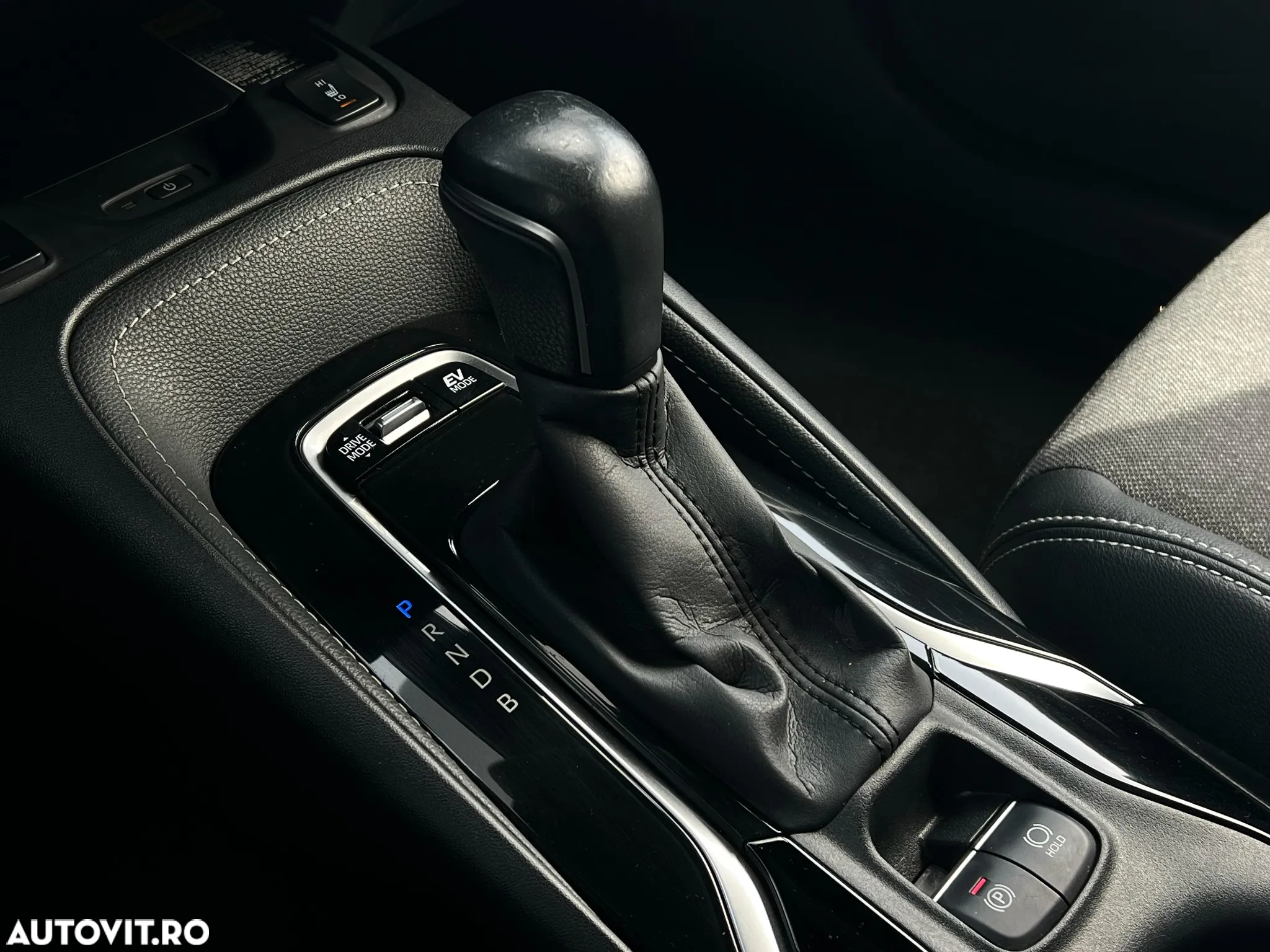 Toyota Corolla 1.8 Hybrid Touring Sports Lounge - 27