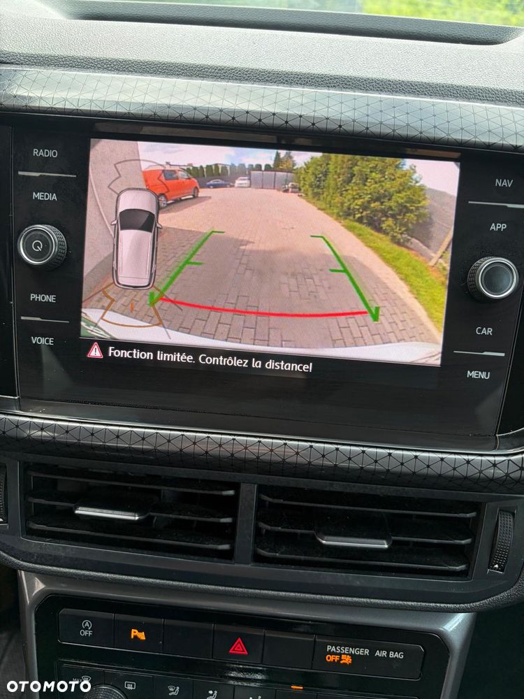 Volkswagen T-Cross - 26
