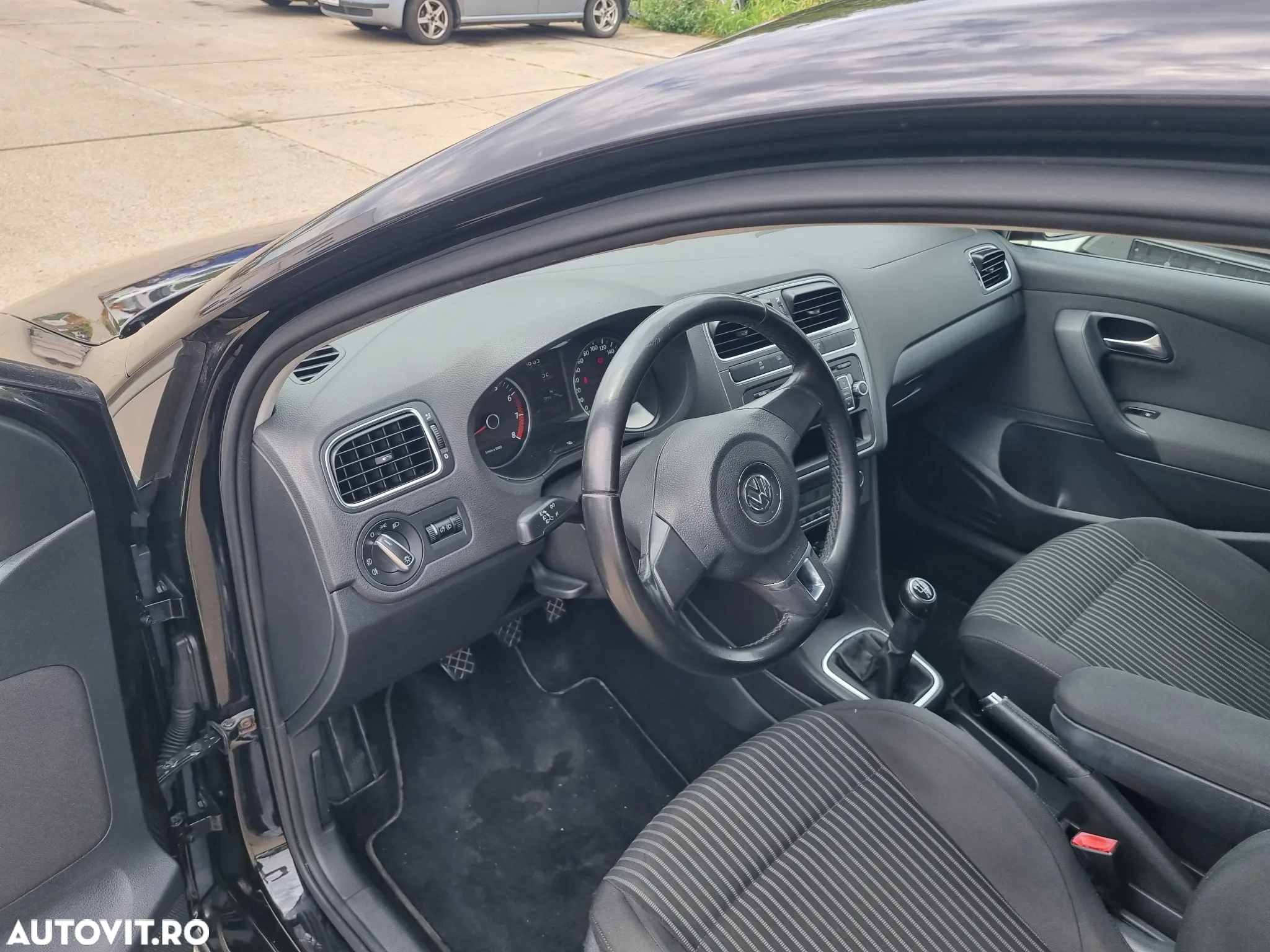 Volkswagen Polo 1.4 Comfortline - 9