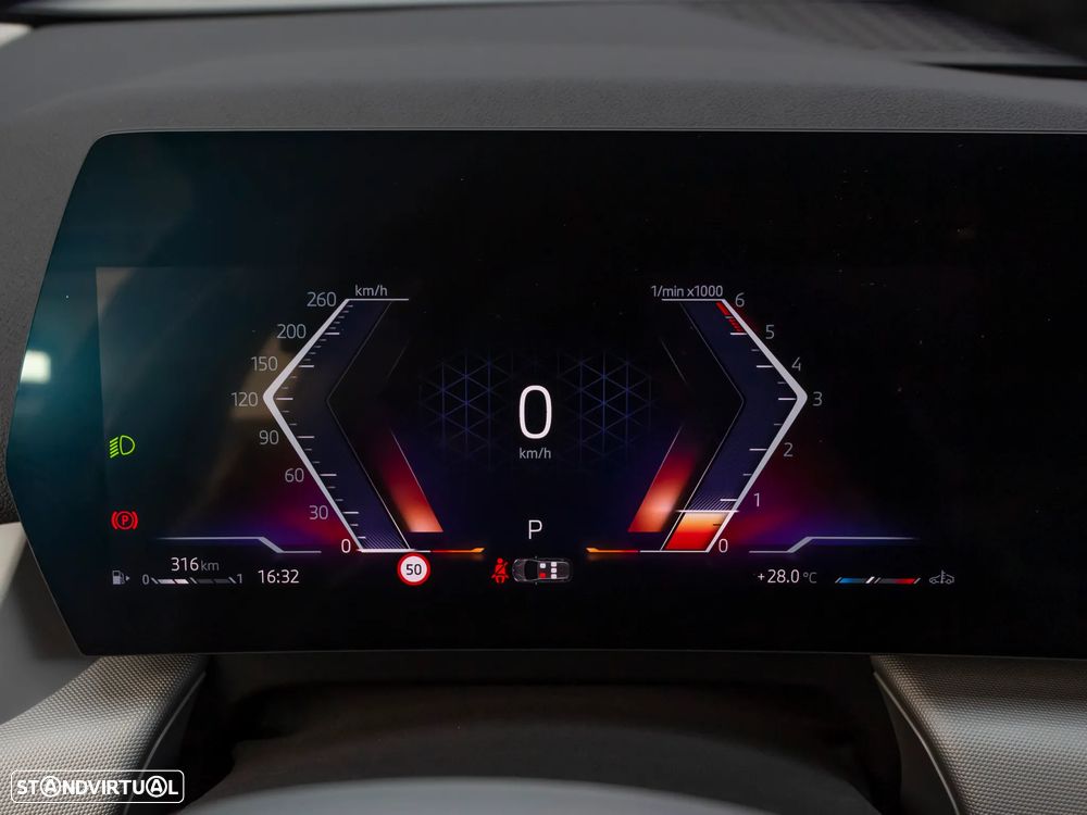 BMW 218 Gran Tourer d Advantage Auto - 27