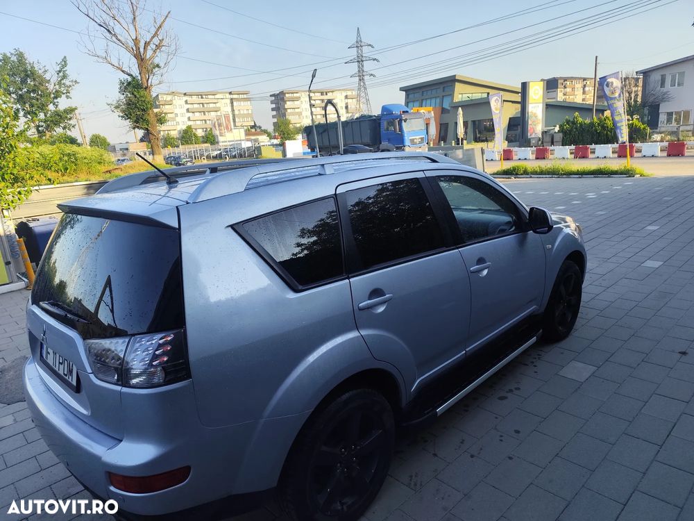 Mitsubishi Outlander 2.0 DI-D Instyle+ - 10
