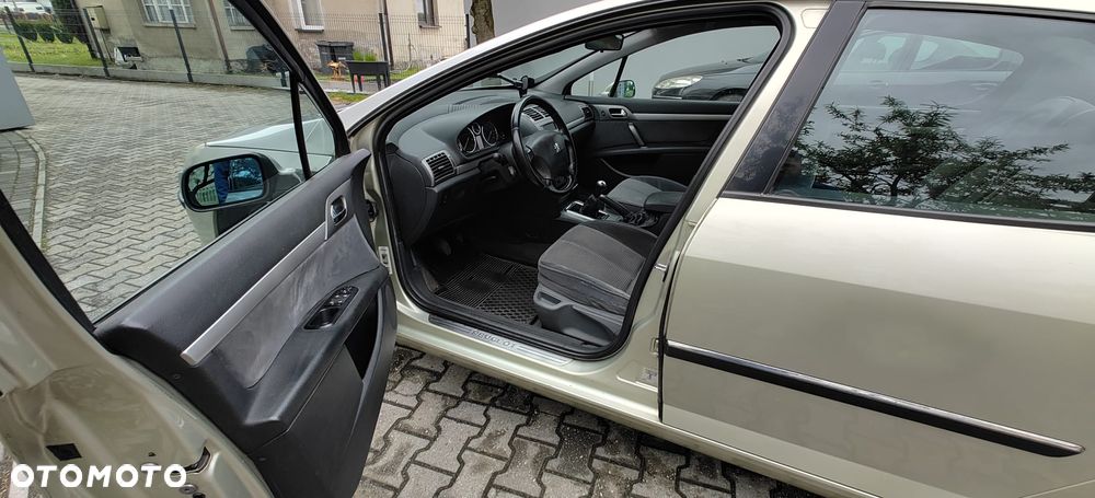 Peugeot 407 1.8 SR Komfort - 2