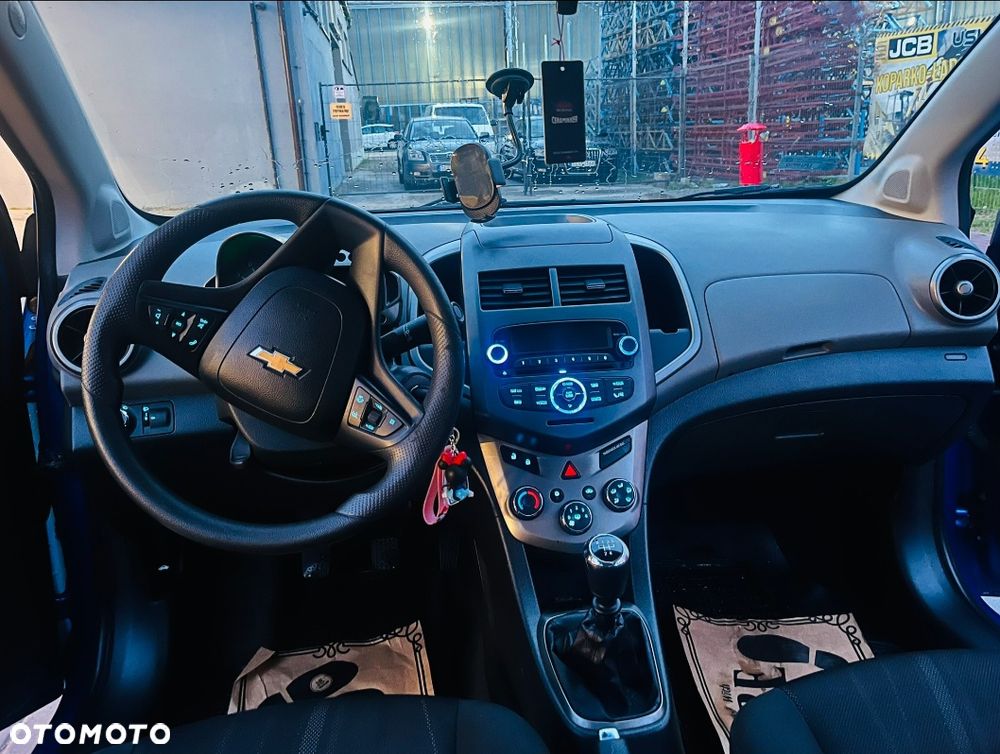 Chevrolet Aveo 1.2 LT - 5