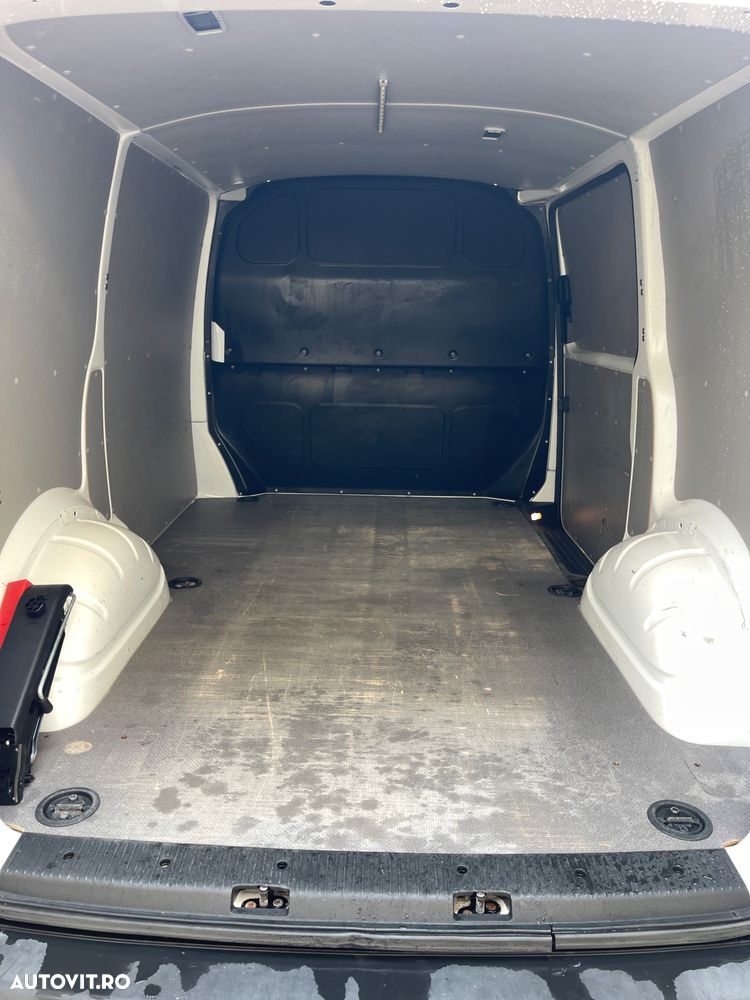 Volkswagen Transporter 2.0TDI  USI SPATE - 28