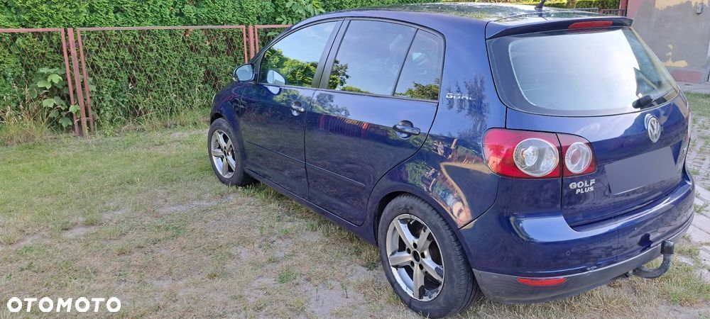 Volkswagen Golf Plus 1.6 Comfortline - 24