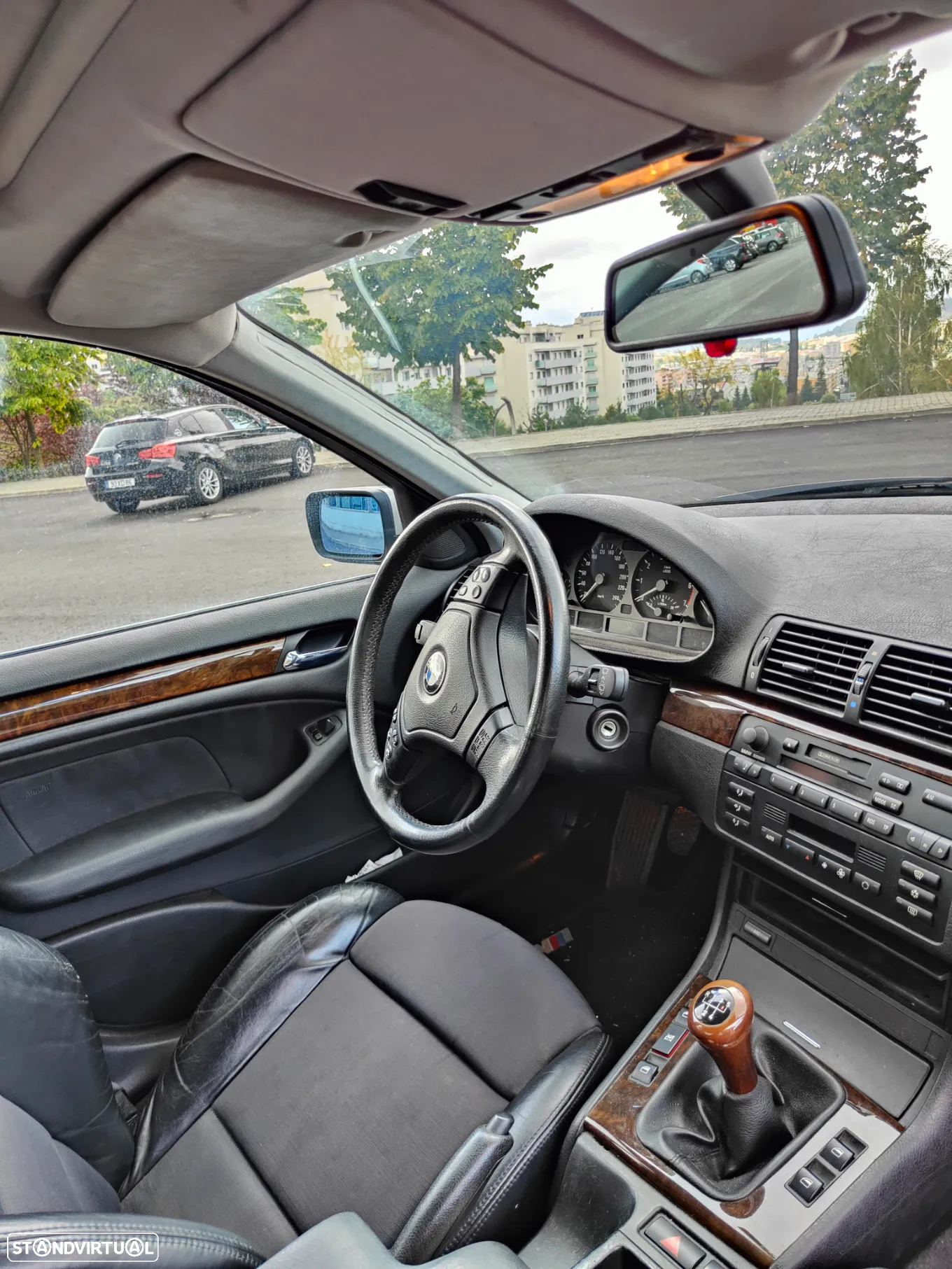 BMW 320 i - 4