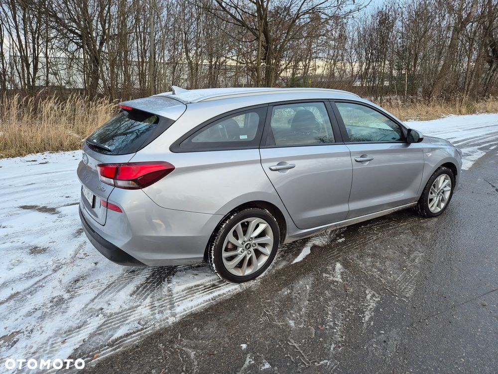 Hyundai i30 1.5 DPI Comfort - 4