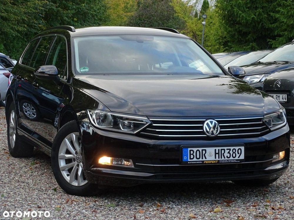 Volkswagen Passat - 4