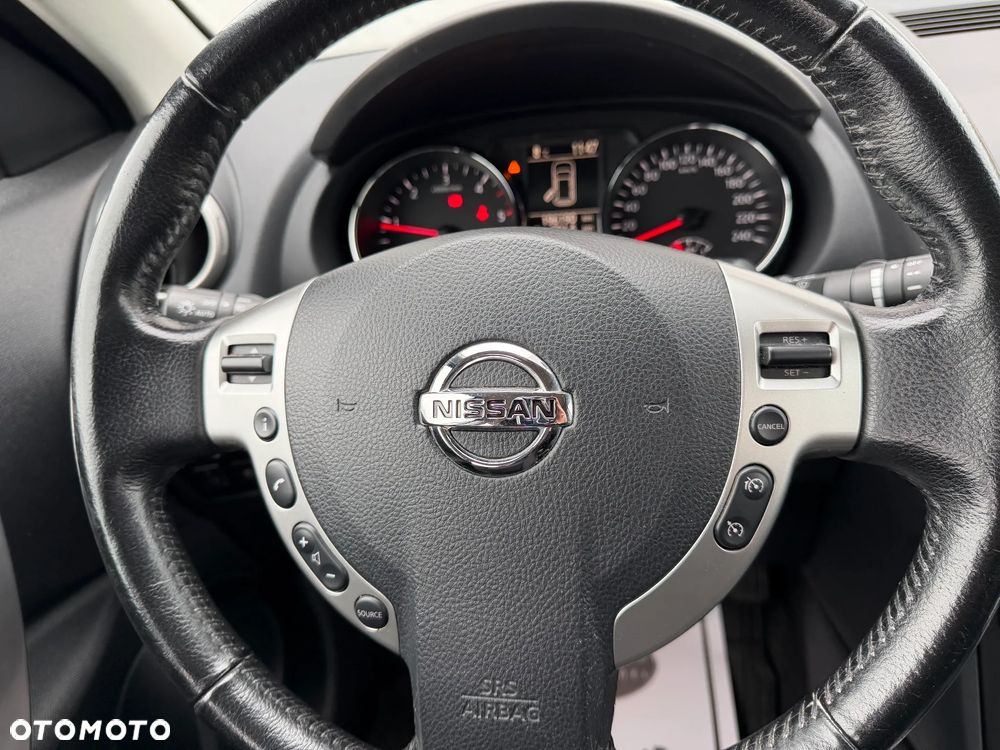 Nissan Qashqai 1.6 dCi DPF acenta - 9